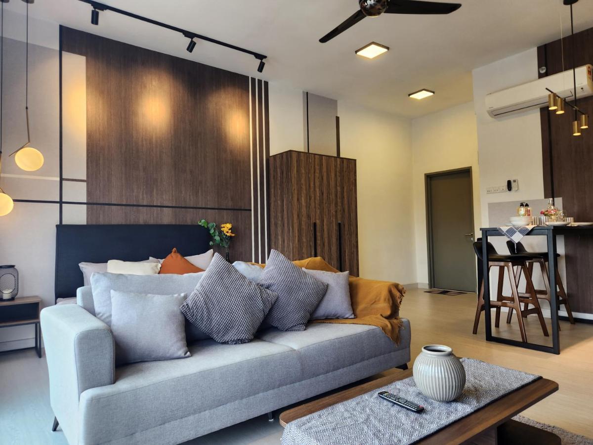 Taman Equine Comfy Studio#Greenery View#4 Pax#Aeon Mall Seri Kembangan Bagian luar foto