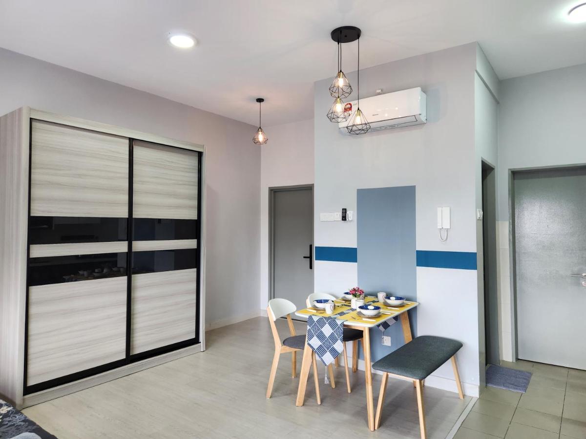 Taman Equine Comfy Studio#Greenery View#4 Pax#Aeon Mall Seri Kembangan Bagian luar foto