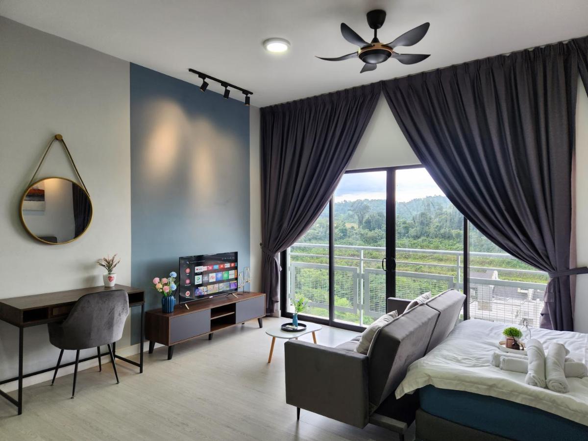 Taman Equine Comfy Studio#Greenery View#4 Pax#Aeon Mall Seri Kembangan Bagian luar foto