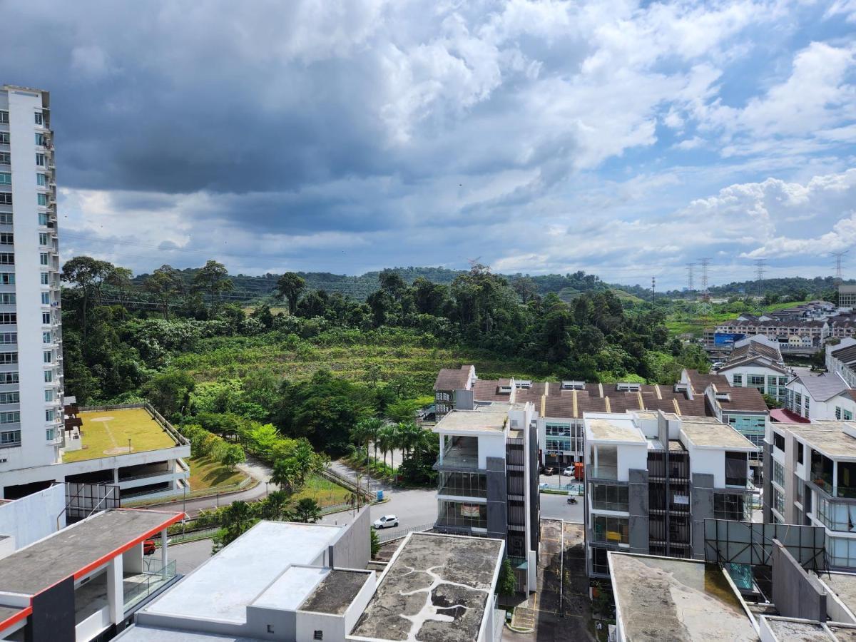 Taman Equine Comfy Studio#Greenery View#4 Pax#Aeon Mall Seri Kembangan Bagian luar foto