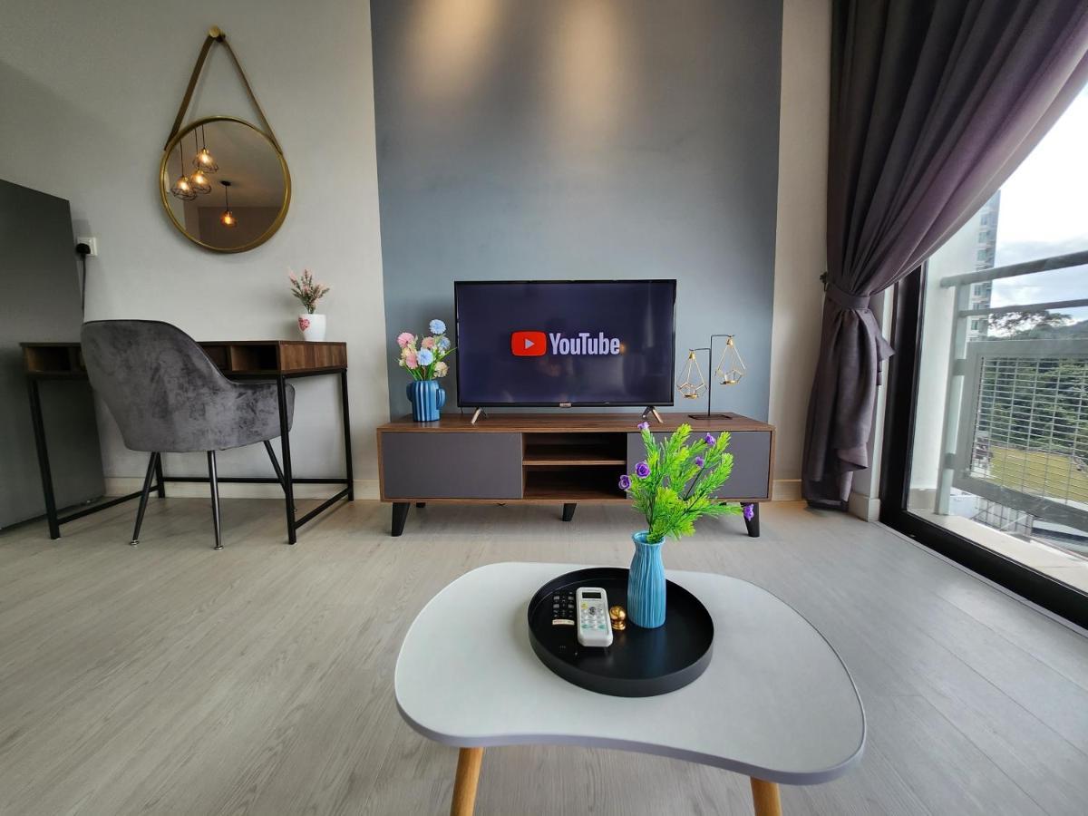 Taman Equine Comfy Studio#Greenery View#4 Pax#Aeon Mall Seri Kembangan Bagian luar foto