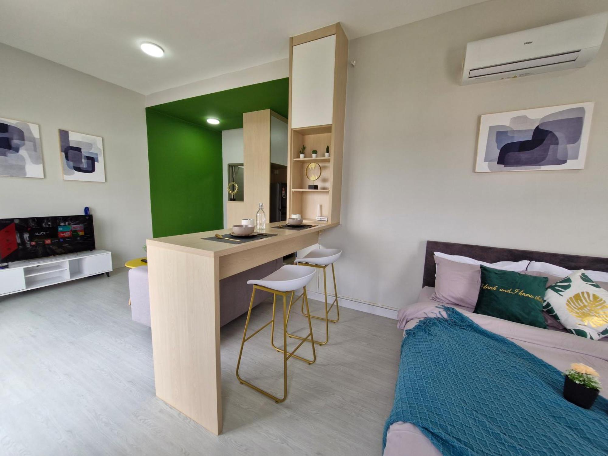 Taman Equine Comfy Studio#Greenery View#4 Pax#Aeon Mall Seri Kembangan Bagian luar foto