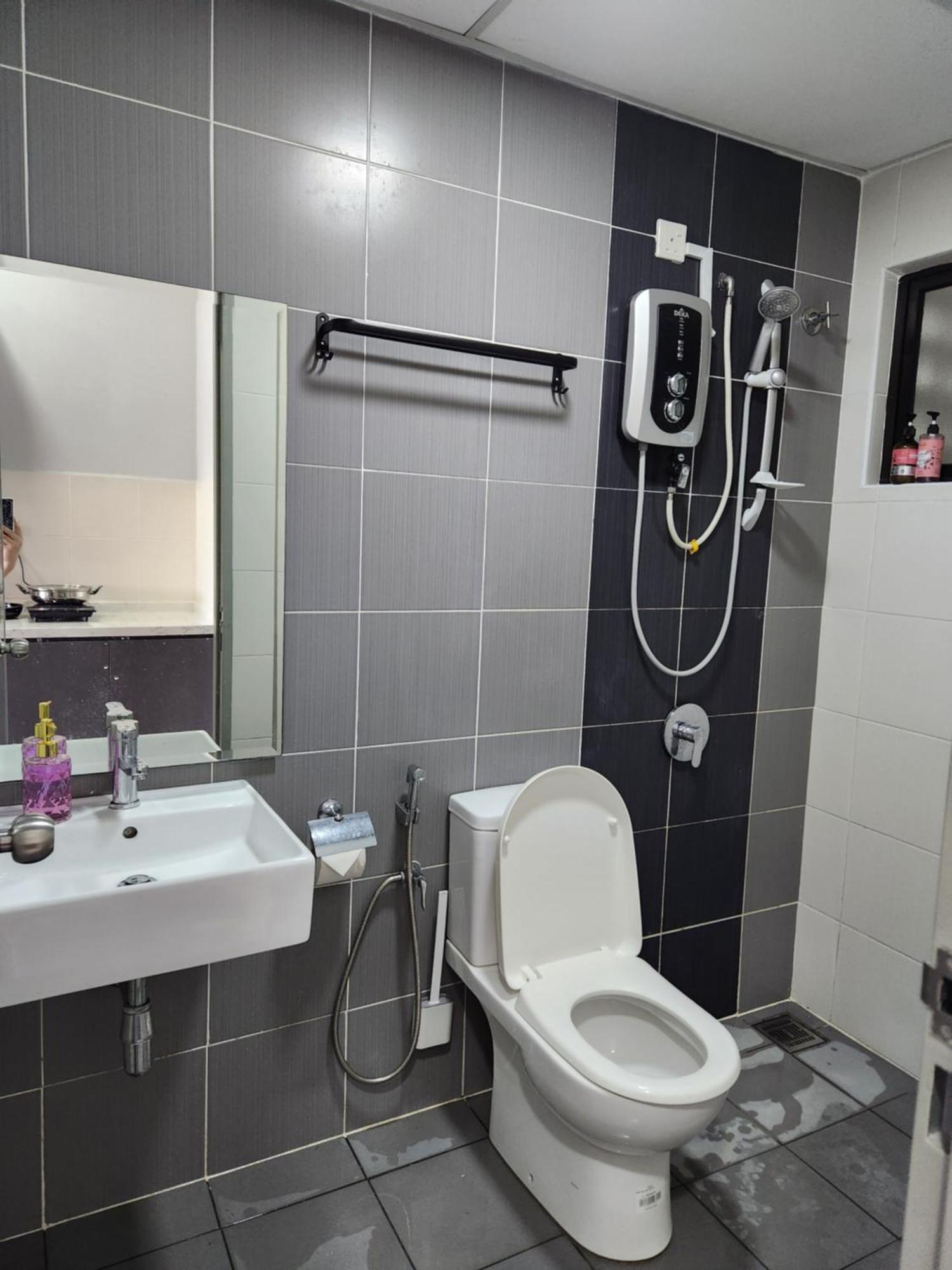 Taman Equine Comfy Studio#Greenery View#4 Pax#Aeon Mall Seri Kembangan Ruang foto